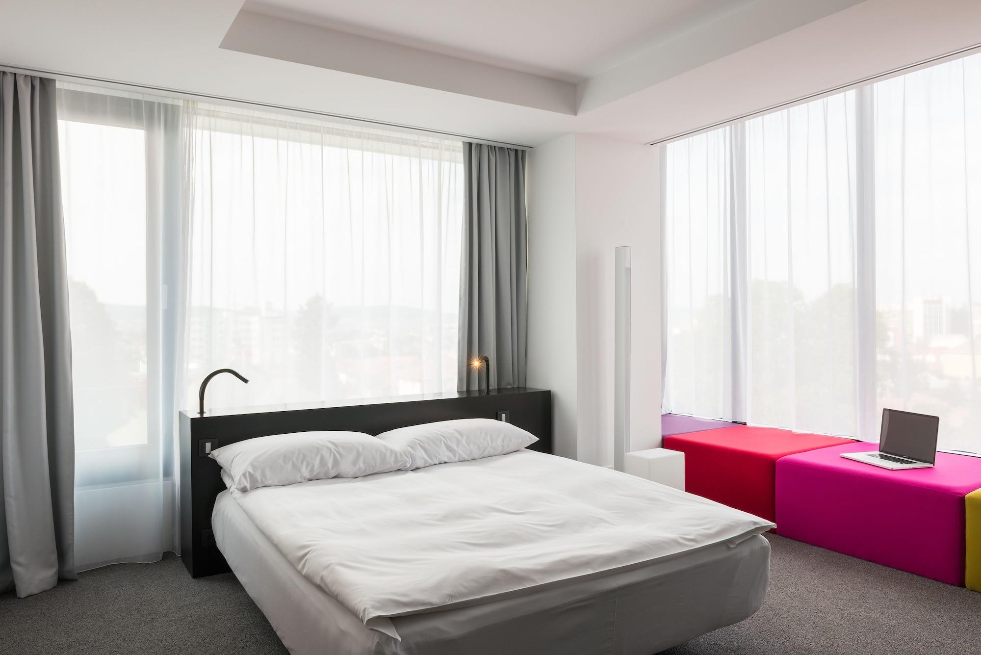 Hotel Privo Târgu-Mureş Eksteriør billede