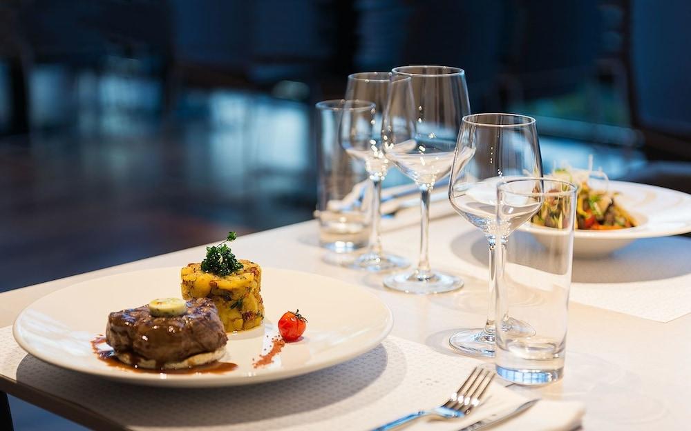 Hotel Privo Târgu-Mureş Eksteriør billede