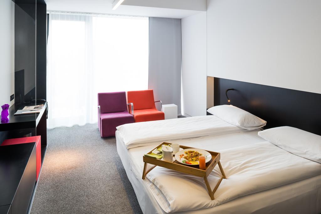 Hotel Privo Târgu-Mureş Eksteriør billede